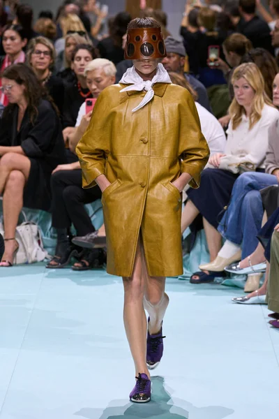 Look 20
